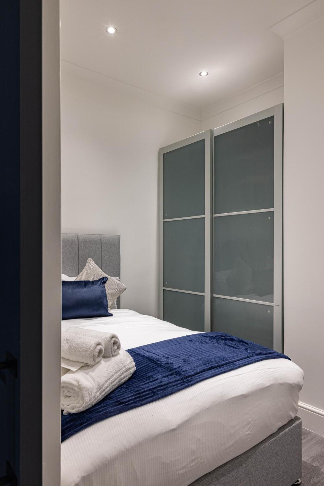 Edgware Road Apartments London Exterior photo